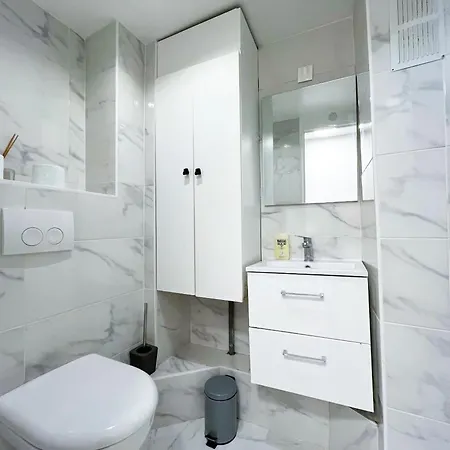 Apartment 152 - Urban Cosy Flat In