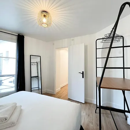 Apartment 152 - Urban Cosy Flat In *